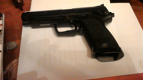 Hola, como digo en el enunciado, cambio mi Hk USP EXPERT en calibre 9 Parabellum por una  COLT 1911 EN 00