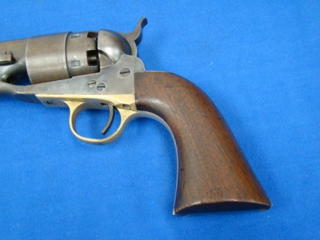Hola a todos:
Vendo mi Colt Army 1860 original de destino militar y fabricado en el año 1863. Muestro 21