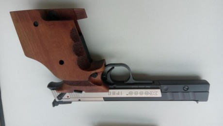 Buenas tardes a todos,

Por cambio de modalidad vendo la siguiente pistola Hammerli X-esse del calibre 10