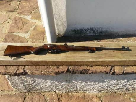 Vendo carabina Toz 78 de cerrojo calibre 22LR, de fabricación rusa. 
Perfecto estado de maderas y de pavón 00