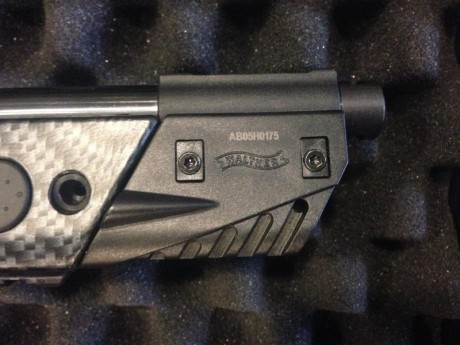 Carabina G22 Carbono, con visor punto rojo Bushnell, maletin y puntero láser original Walther

550€ 01