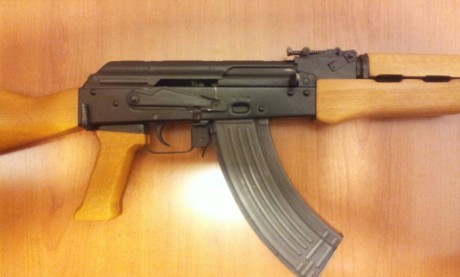 Hola. Un amigo vende este rifle, impecable.  Está en Toledo. 1400€. con muchos accesorios. Interesados 00
