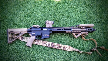 Hola,saco este nuevo tema,pues como yo,muchos de vosotros,amantes de las armas de corte tactico del 22,customizais,vestis,adornais 170