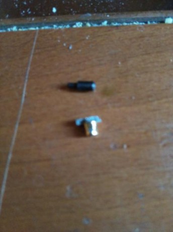 Muy buenas a todos acabo de comprar esta carabina y mi sorpresa a sido cuando la pasé el chrony que solo 40