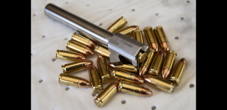 Hola vendo sig sauer 226 x-five around está nueva 2 cargadores 2 cachas me la compré por subir a segunda 02