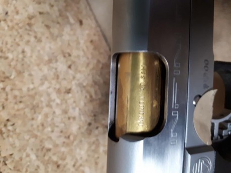 Un amigo me ha pedido que anuncie su arma.
Se trata de una infinity del cal.40 S&W. 
El es el 2do 00