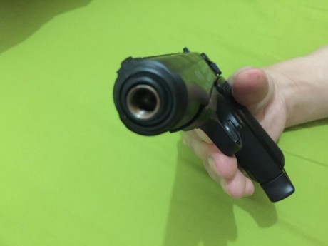 Hola, vendo un par de pistolas de fogueo   a precios de liquidación   por motivos personales. 
El primero 31