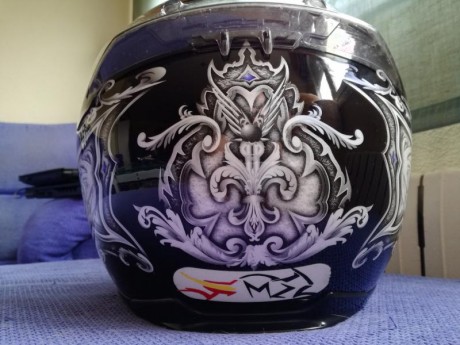 Pues eso, que vendo un casco Shoei XR1000, talla L muy bien cuidado. No lleva golpes ni roces. El casco 32
