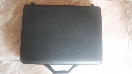 Hola cambio Maletin Sansonite por cargador de Cetme. El maletin esta casi nuevo y deal para los trastos 02