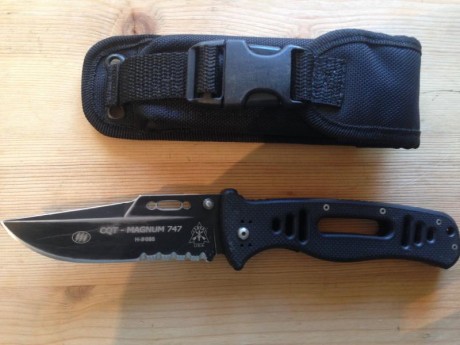 Navaja Tops magnum 747, acero 154cm,precio,   50,00 eur. Usada.
Kodiak, acero 14c28n, precio.         00
