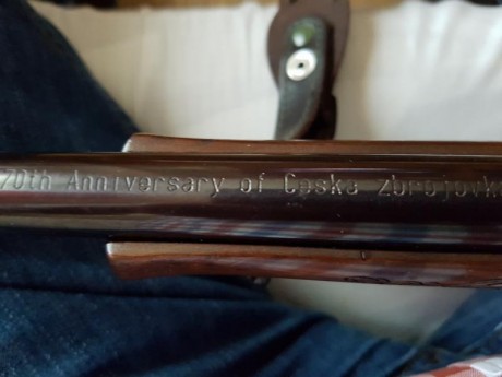 Vendo rifle CESKA mod. CZ 550 de Luxe Edición Limitada, cal. 30-06 con visor MEOSTAR R1r 3-12x56 RD, seguro 21