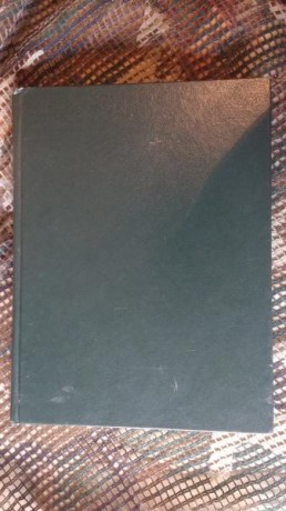 Hola 
Vendo los cuatro primeros tomos de esta enciclopedia.Creo que sobran las palabras para referirme 20