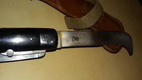 hola cambiaria navaja de salto paracaidista FNT TP57 , en excelente estado,con su funda portadora, pieza 00