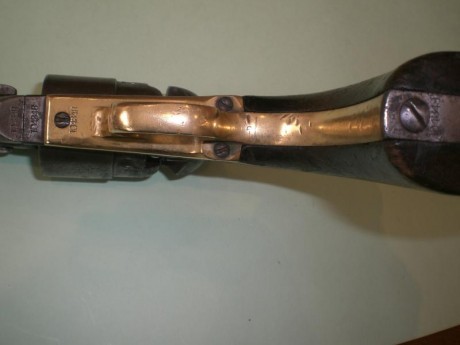 vendo colt modelo Army 1860, cal. 44, inscrito en el libro de coleccionista, con todos sus números iguales, 21