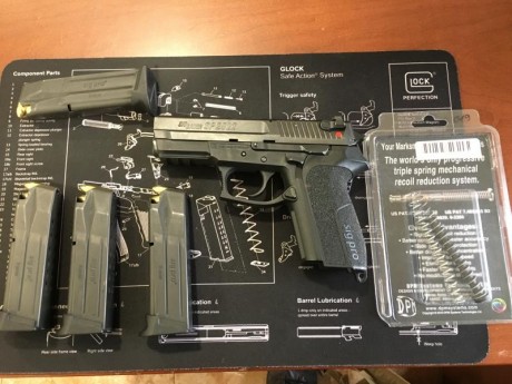 Hola vendo mi Sig Sauer Sp 2022 del 9 mm parabellum con 200 cartuchos tirados, está impoluta y va fenomenal, 02