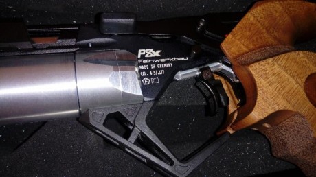 buenas tardes,vendo por abandono de la modalidad impresionante pistola feinwerkbau PX8, impecable ,cacha 11