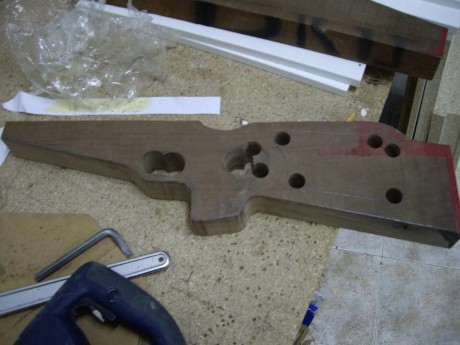 Bueno con permiso de wibols, publico la fabricación paso a paso de una culata segun mi criterio.

Hay 50