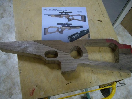 Bueno con permiso de wibols, publico la fabricación paso a paso de una culata segun mi criterio.

Hay 70