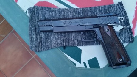 Este arma solo la he utilizado en alguna que otra tirada provincial y lleva en mi armero más de dos años 01