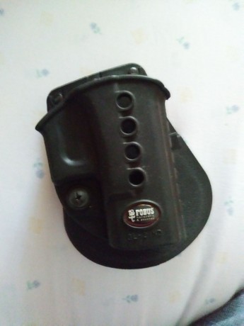 Vendo funda para pistola,(tipo Walther PK380 y similares), marca Fobus. En muy buen estado.
Precio: 10€ 01