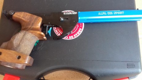 Vendo pistola de CO2 Alfa Proj.
Pistola para tiro a 10 metros, con botellines de CO2 de 12 gramos.
Comprada 01