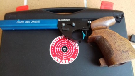 Vendo pistola de CO2 Alfa Proj.
Pistola para tiro a 10 metros, con botellines de CO2 de 12 gramos.
Comprada 00