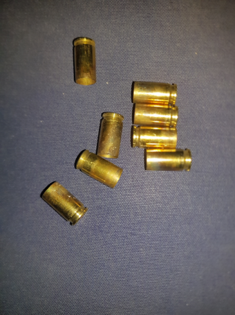 :duel-guns: vendo vainas del calibre 9pb de un solo tiro sin desempistonar precio   500/unidades a 20,.-€ 01