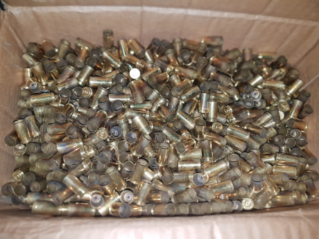 :duel-guns: vendo vainas del calibre 9pb de un solo tiro sin desempistonar precio   500/unidades a 20,.-€ 00