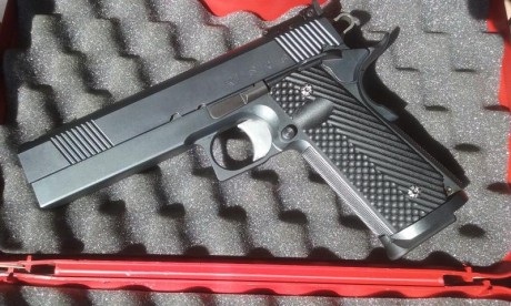 Vendo pistola STI RANGE MASTER de las fabricadas en Alemania en 9mm Parabellum. Tiene menos de mil tiros 00