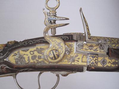 Cuando uno intenta aproximarse al estudio de las armas antiguas en España se encuentra con algunos tópicos 132
