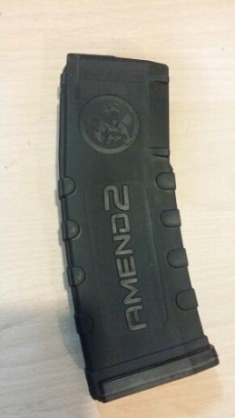 Vendo cargadores de colección para plataforma AR-15. Sirven para los calibres 223rem, 222rem y 300blk. 02