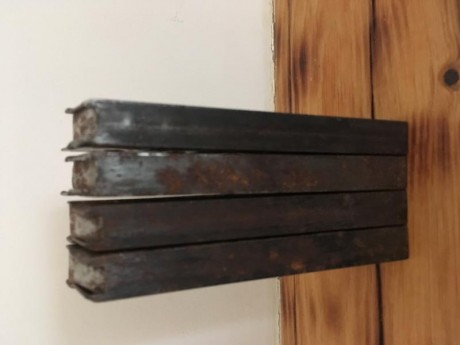 Vendo 4 cargadores de astra que han salido por un cajón.
Creo que son del 9 largo...del precio no tengo 00