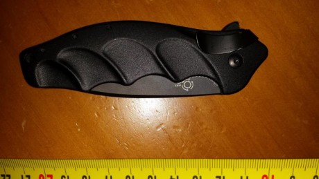 CRK220KKP cuchillo CRKT Foresight Acero Liso AUS-8 de la manija Titanium Alu precio 50 €
estado nuevo 00