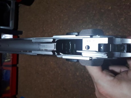 Un amigo me ha pedido que anuncie su arma.
Se trata de una infinity del cal.40 S&W. 
El es el 2do 130
