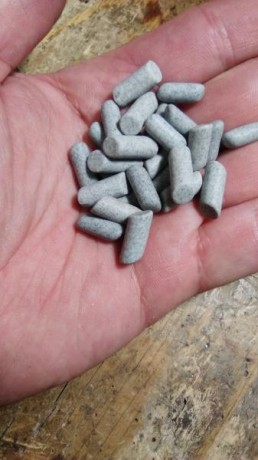 Buenos días, ando dándole vueltas a la compra de uno de esos lava vainas con pins metálicos que anuncian 72