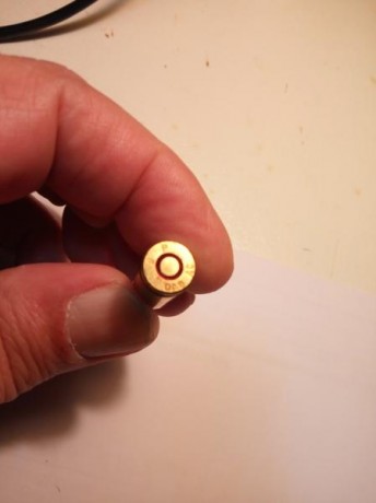 Que cartucho es este ???
Lo que sé:
Es 9 parabellum.
Me regaló unos pocos, junto con algunos "trastos", 00