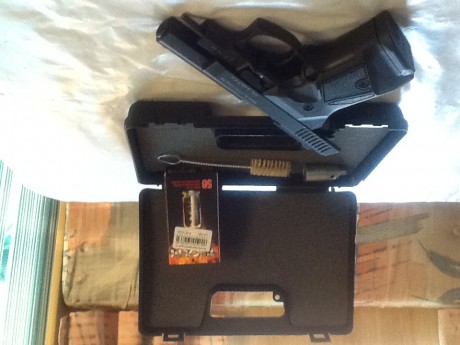 Vendo pistola detonadora o comúnmente llamada de fogueo, Marca Zoraki modelo 914 , de fabricación Turka, 132