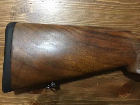 Hola a todos.
Un amigo que deja la caza me ha pedido el favor de poner anuncio de venta en este foro de 12