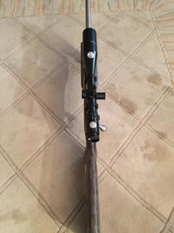 Por falta de uso vendo este rifle que esta como nuevo muy pocos tiros.
calibre 6br 30 pulgadas de cañon 12