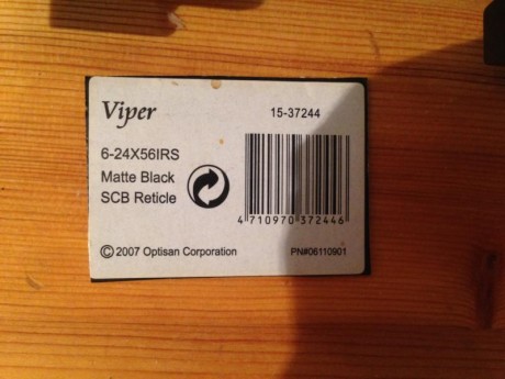 Se vende visor marca optisan
6-24x56irs.monturas incluidas.
Precio: 200 euros. 
Portes pagados.
(Con su 01
