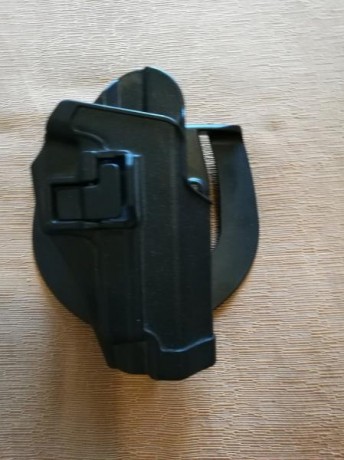 Vendo funda Blackhawk Serpa para SIG SAUER P226, 225/228/229 usada en perfecto estado.
25 euros envío 02