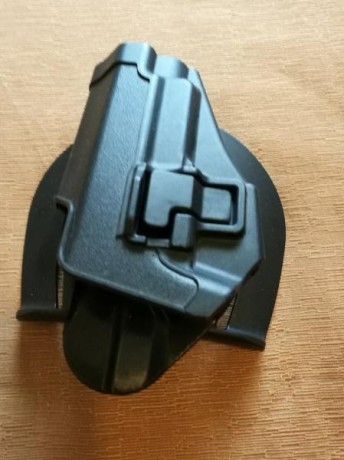 Vendo funda Blackhawk Serpa para SIG SAUER P226, 225/228/229 usada en perfecto estado.
25 euros envío 00