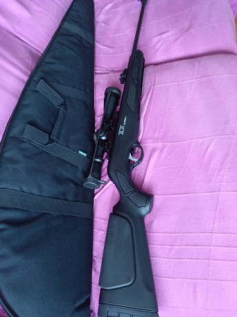 Vendo esta carabina Gamo Shadow IGT combo+visor 4x32wn en calibre 4,5 nueva sin estrenar, funda y cajas 01