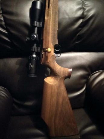 saludos

cambio rifle WEIHRAUCH HW 66 cal. 222 remington + visor C-MORE 2-20x44 (mildot) todo pràcticamente 11