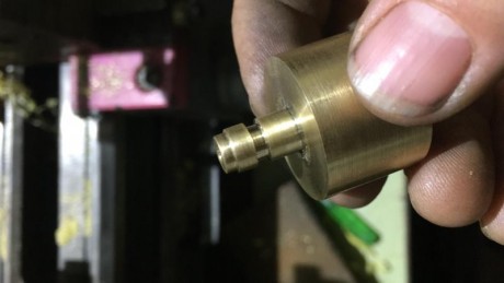 Bueno más que remoto un amigo me pidió que le hiciera este tapón para conectar a remoto y poder comprobar 20