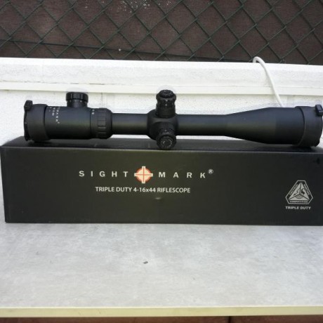 Se vende visor sight mark triple duty 
4-16×44
Reticula mildot.
Pvp 150 € 01
