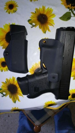 Hola a todos, espero que sea el hilo adecuado,si no disculpas.
Pues al  loro: acabo de adquirir dos fundas 00