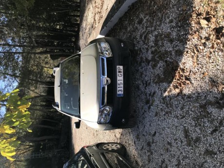 Buenos días compañeros cambio Dacia duster ambiance tracción 2x1 motor 1500 año 2010 con aire, llantas 02