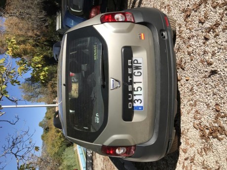 Buenos días compañeros cambio Dacia duster ambiance tracción 2x1 motor 1500 año 2010 con aire, llantas 00