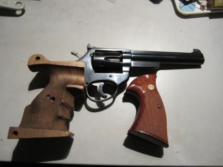 Sigo:

Revolver Astra Match, 38,  """ VENDIDA """" 
 IMG_4835.JPG  02